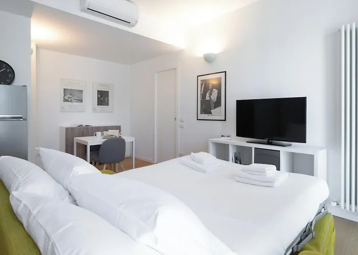 Italianway Easy - Caterina Da Forli 6 Apartment *