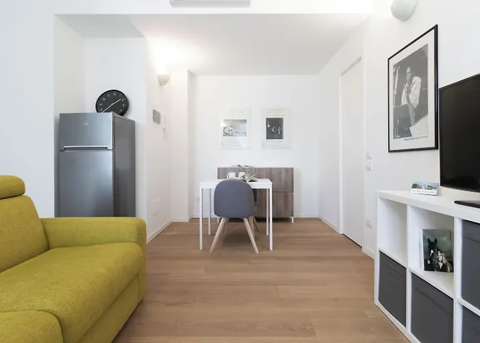 Italianway Easy - Caterina Da Forli 6 Apartment