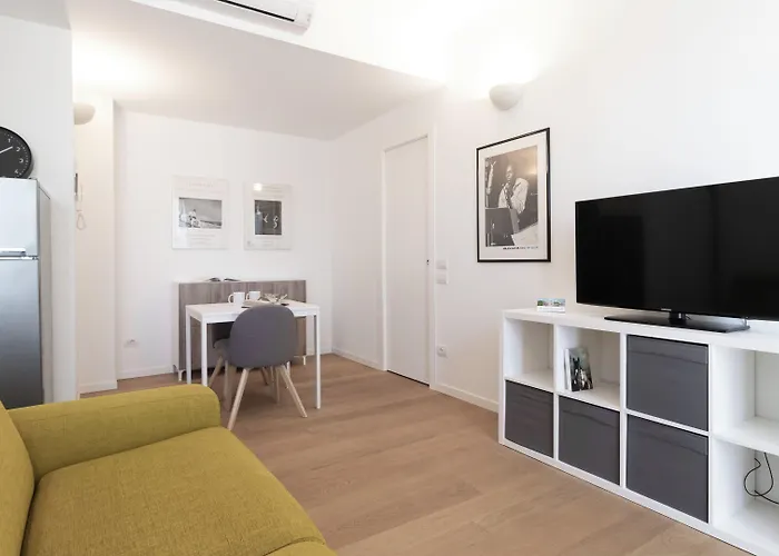 Italianway Easy - Caterina Da Forli 6 Apartment *